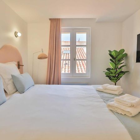 Nice 2 Bed Flat - Hyper Centre St Tropez Saint-Tropez Exterior photo